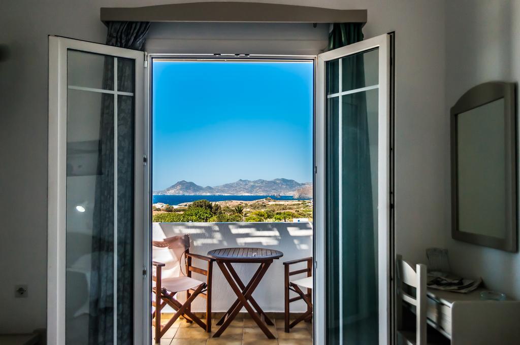 Agnanti View Hotel Pachaina Luaran gambar